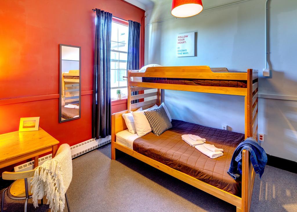 Chambre Triple avec Salle de Bains Commune