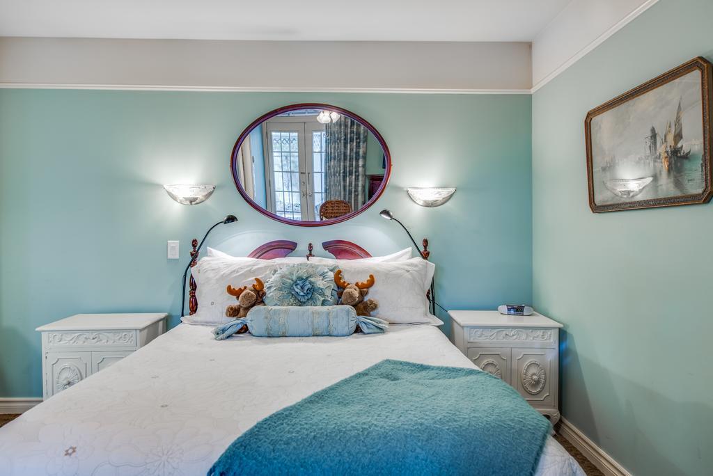 Chambre Lit Queen-Size avec Patio