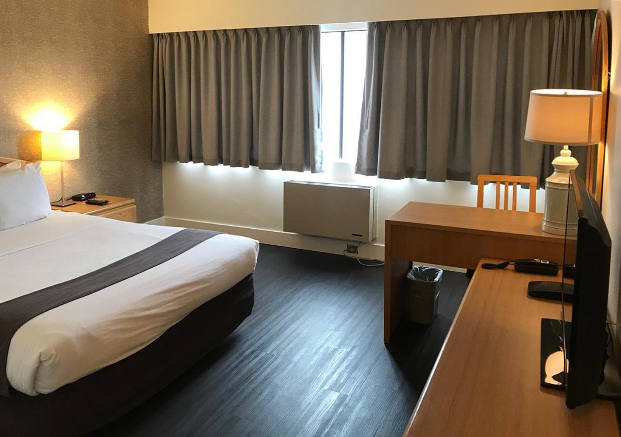 Chambre Supérieure Deux Lits Doubles