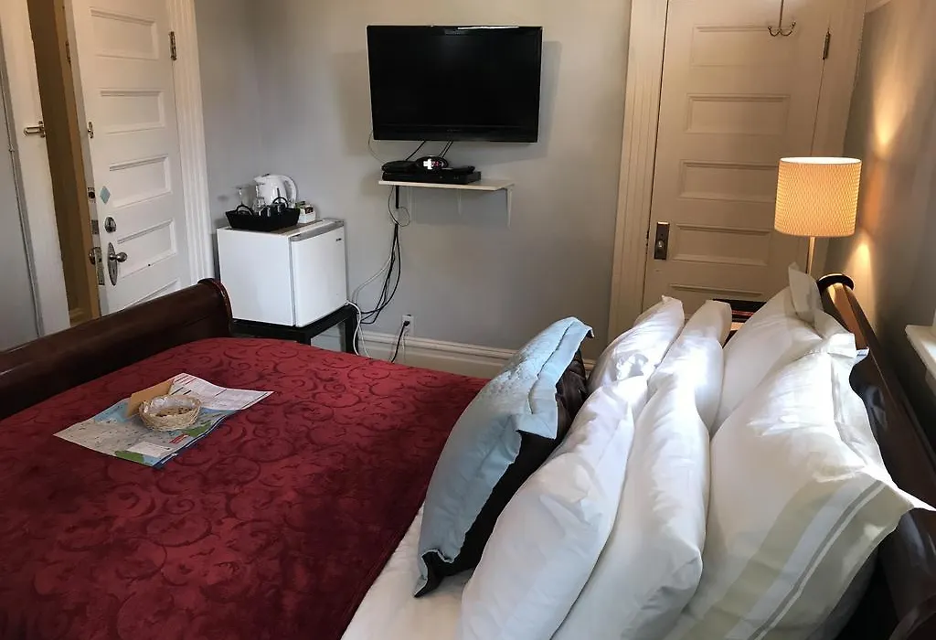 Barclay House Bed And Breakfast-1