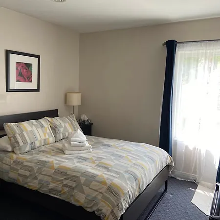 Cambie Lodge-3